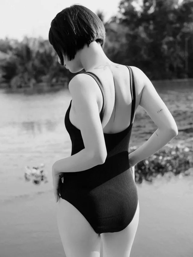 Swimwear SS/23, Routine