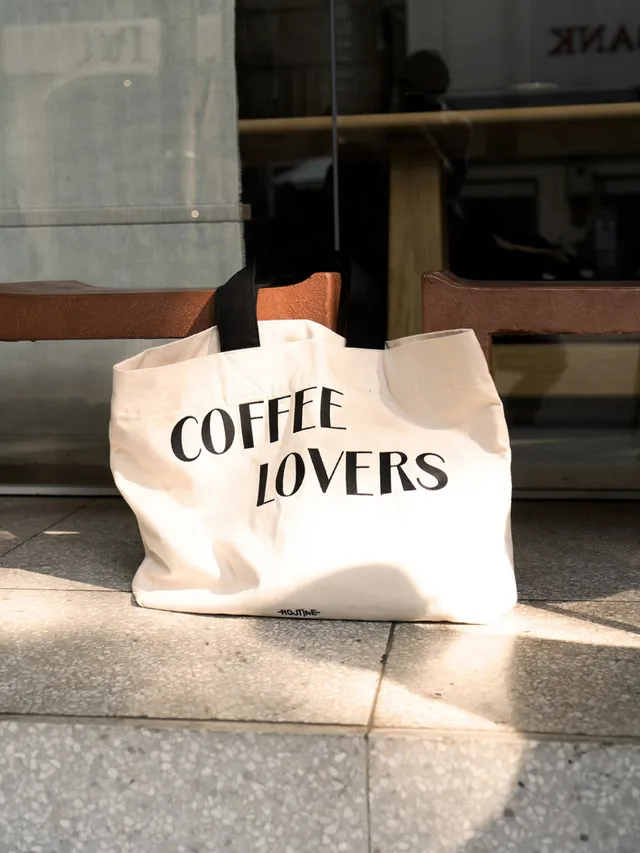 Drink Coffee, Wear Coffee – Coffee Lovers S.1