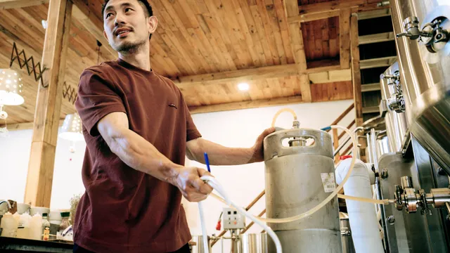 Brewer, Tuan Chip's Story, – Love Series 2, Routine