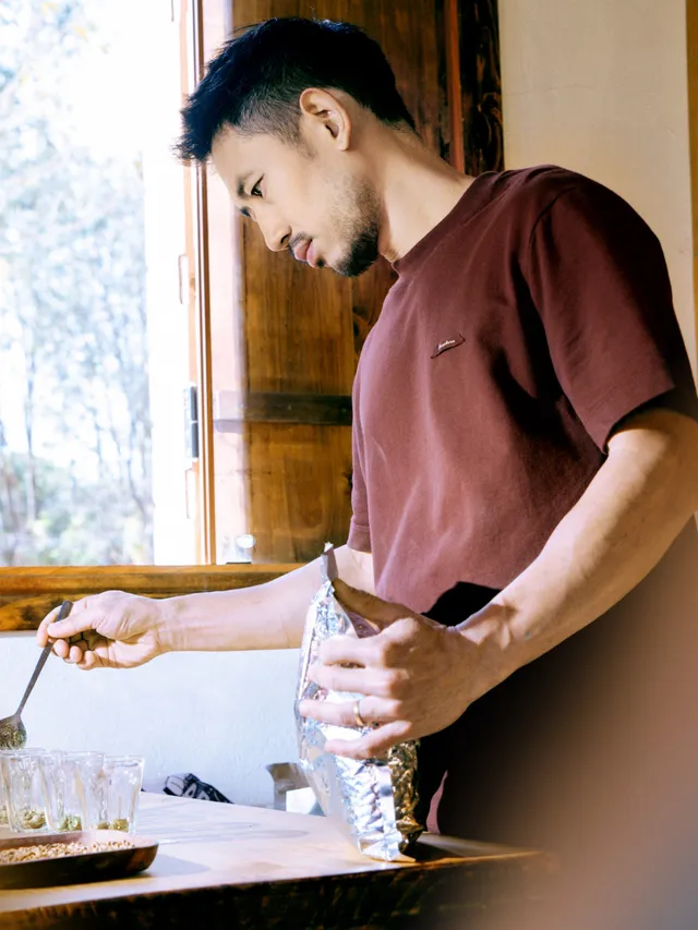 Brewer, Tuan Chip's Story, – Love Series 2, Routine